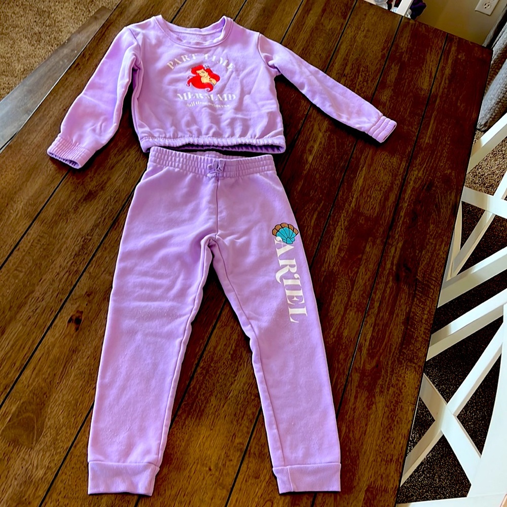 Disney Little Mermaid (Ariel) Hoodie and Jogger Set Size 7/8